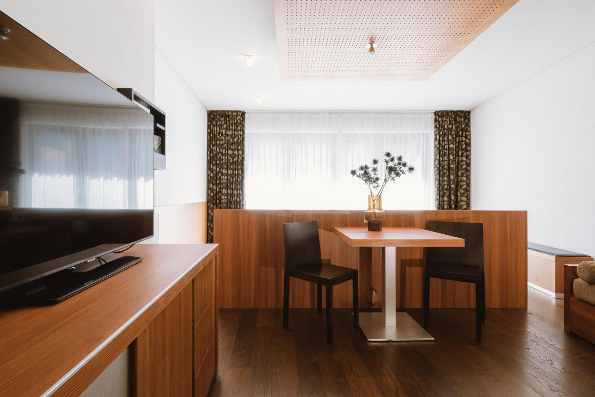 Lindenhof Pure Luxury & Spa Dolcevita Resort Naturns Εξωτερικό φωτογραφία